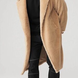 ALO YOGA oversized Camel Sherpa Trench